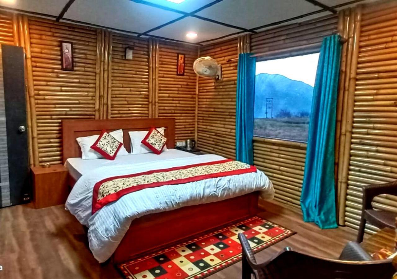 Bamboo Junction Resort - Kanatal, Valley & Mountain View Dhanaulti Exterior foto